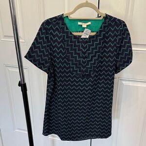 cooper & ella Navy and Teal Chevron Short Sleeve Blouse